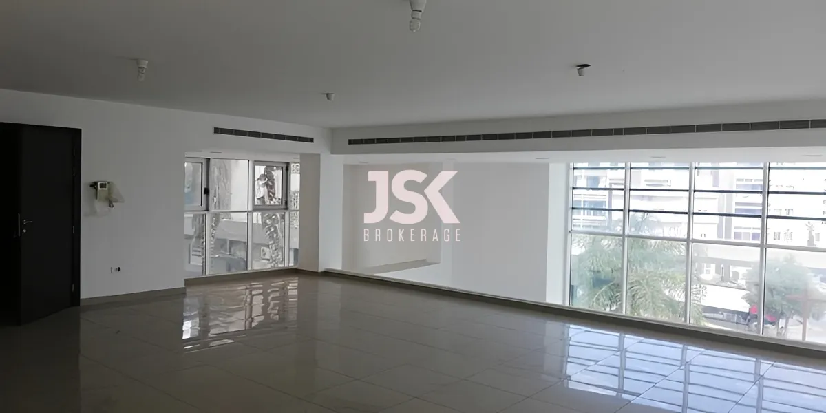Commercial property for Sale in Sin El Fil, Lebanon