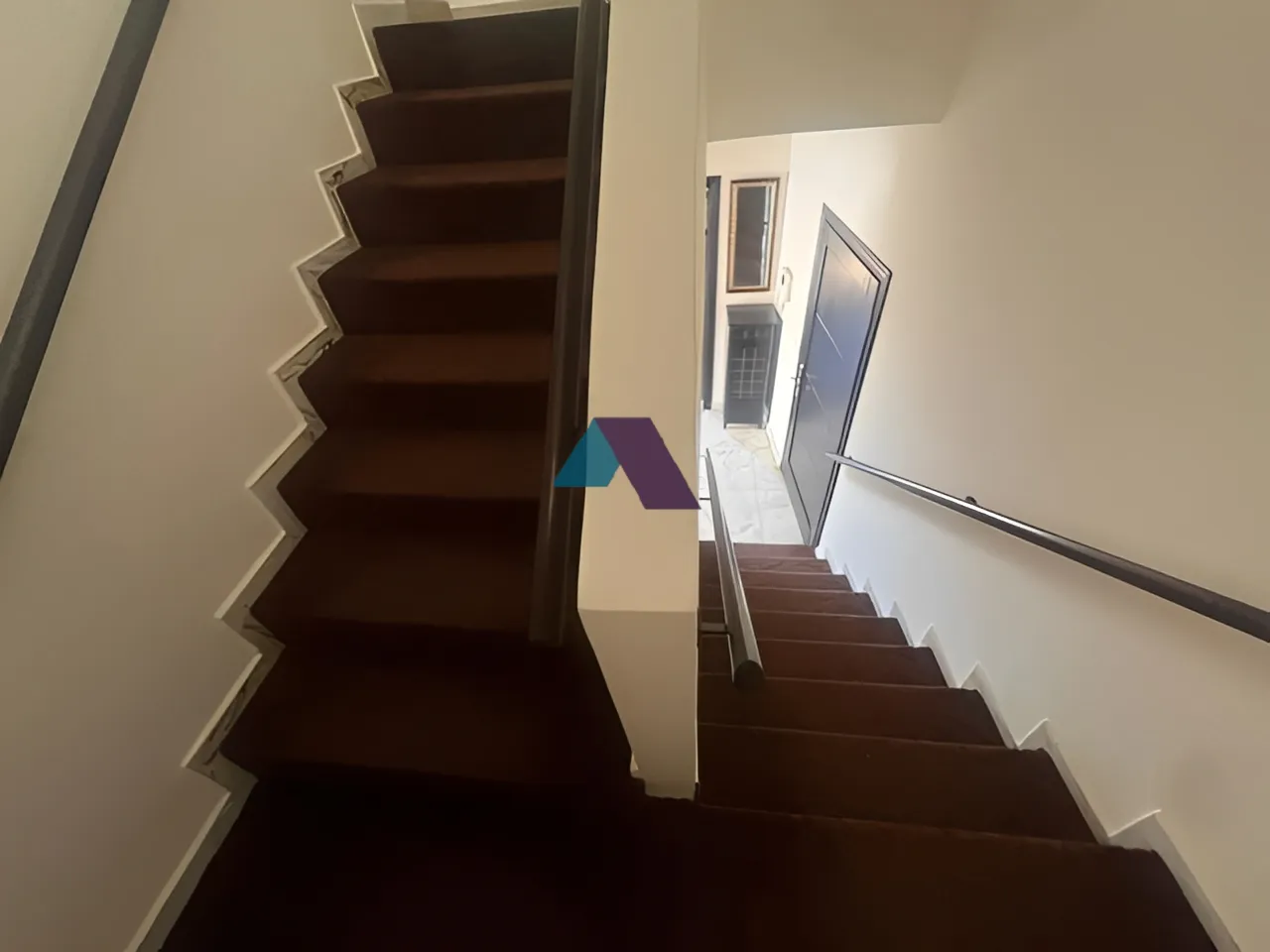 Duplex for Sale in Ras Al Naba'a - 3 bed, 5 bath