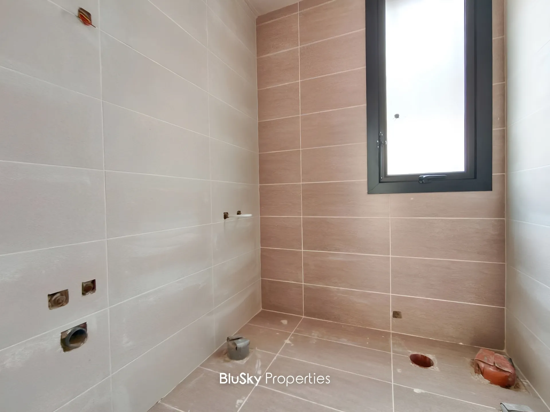 Apartment for sale in Bouar