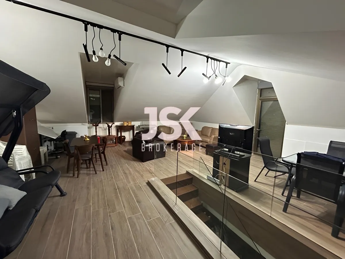 Duplex for Rent in Aaoukar, Lebanon - 3 bed