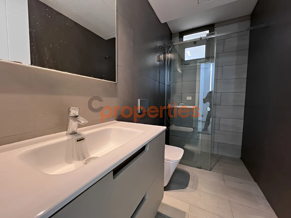 Apartment for Sale in Beit Meri