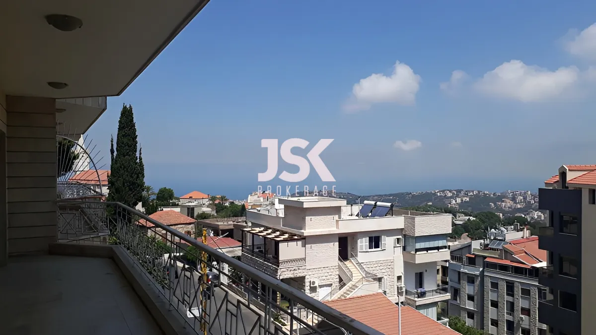 Apartment for Sale in Qornet El Hamra, Lebanon