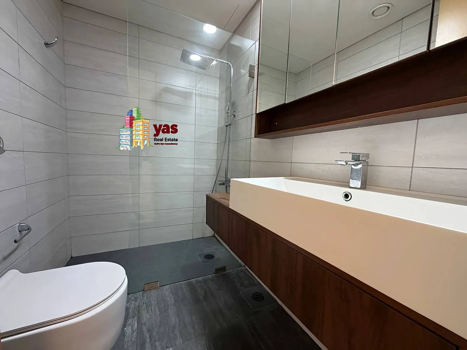 Chalet for Sale in Tabarja - 1 bed, 2 bath