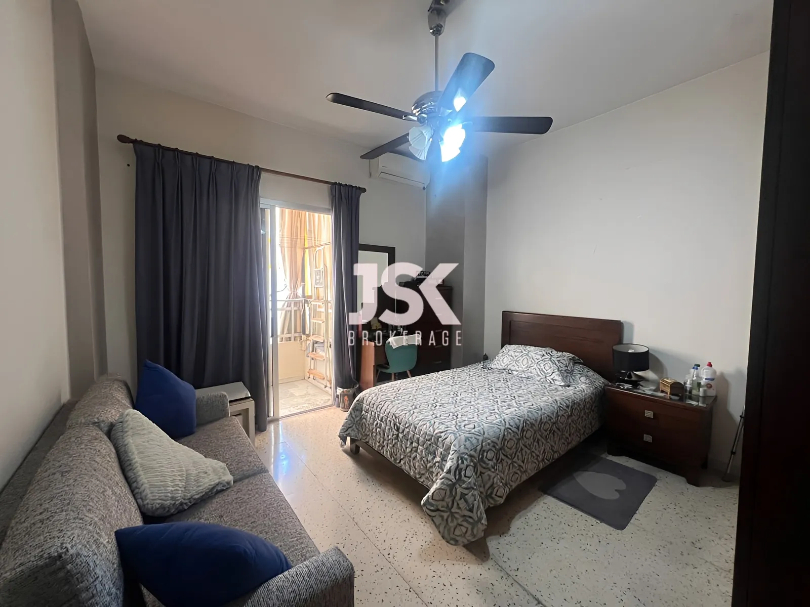 Apartment for Sale in Ain El Remmaneh - 2 bed, 2 bath