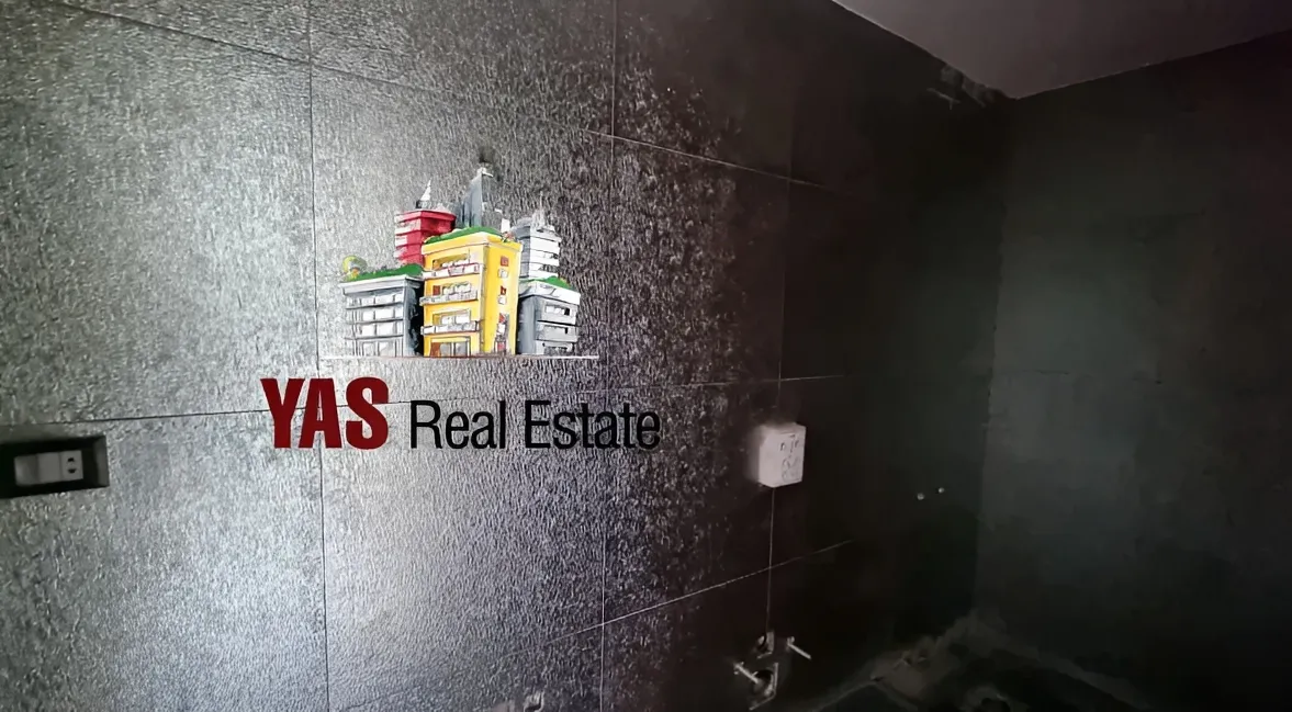 Apartment for Sale in Ballouneh - 3 bed, 4 bath