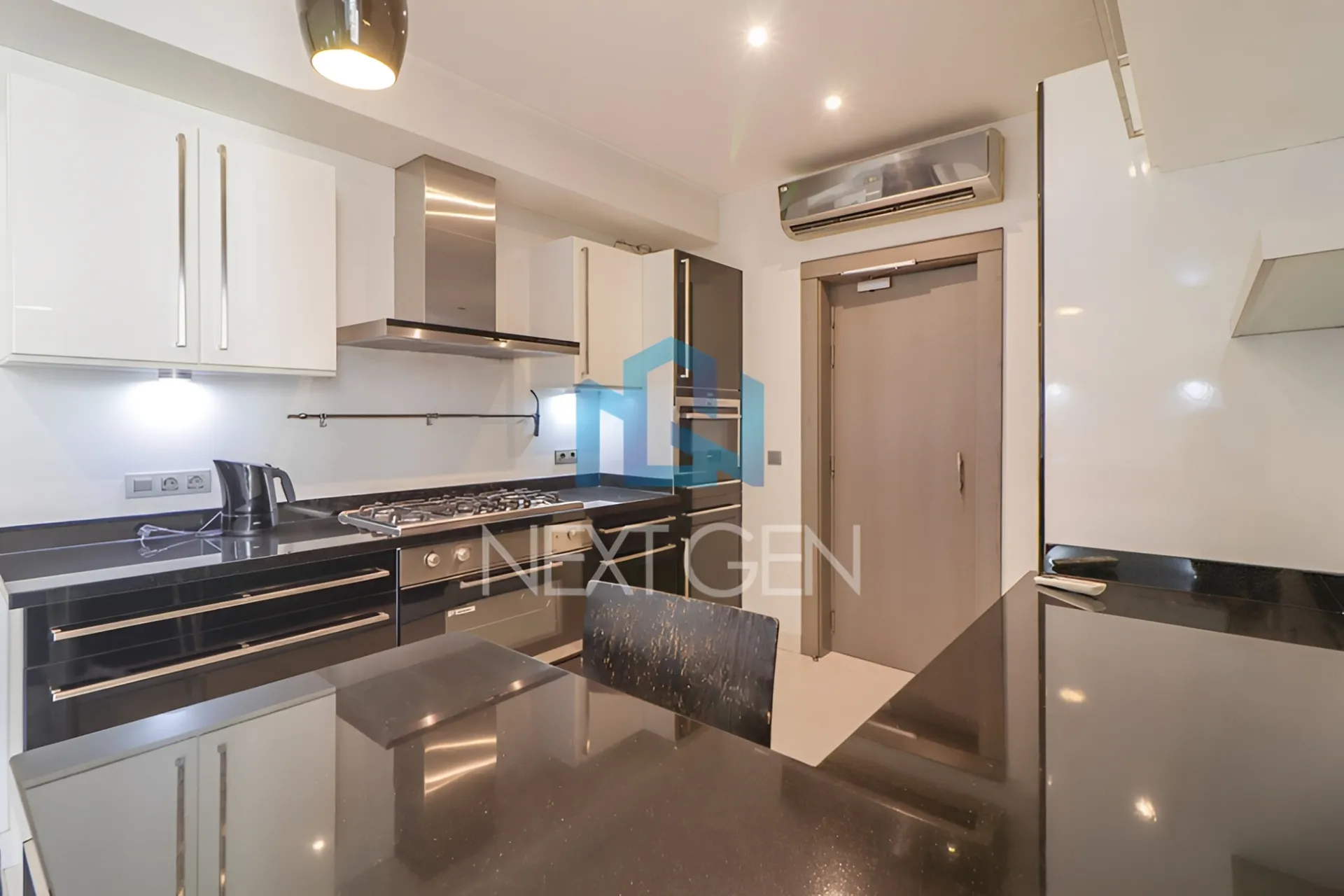 Apartment for rent in Clemenceau, Bayrut, Lebanon