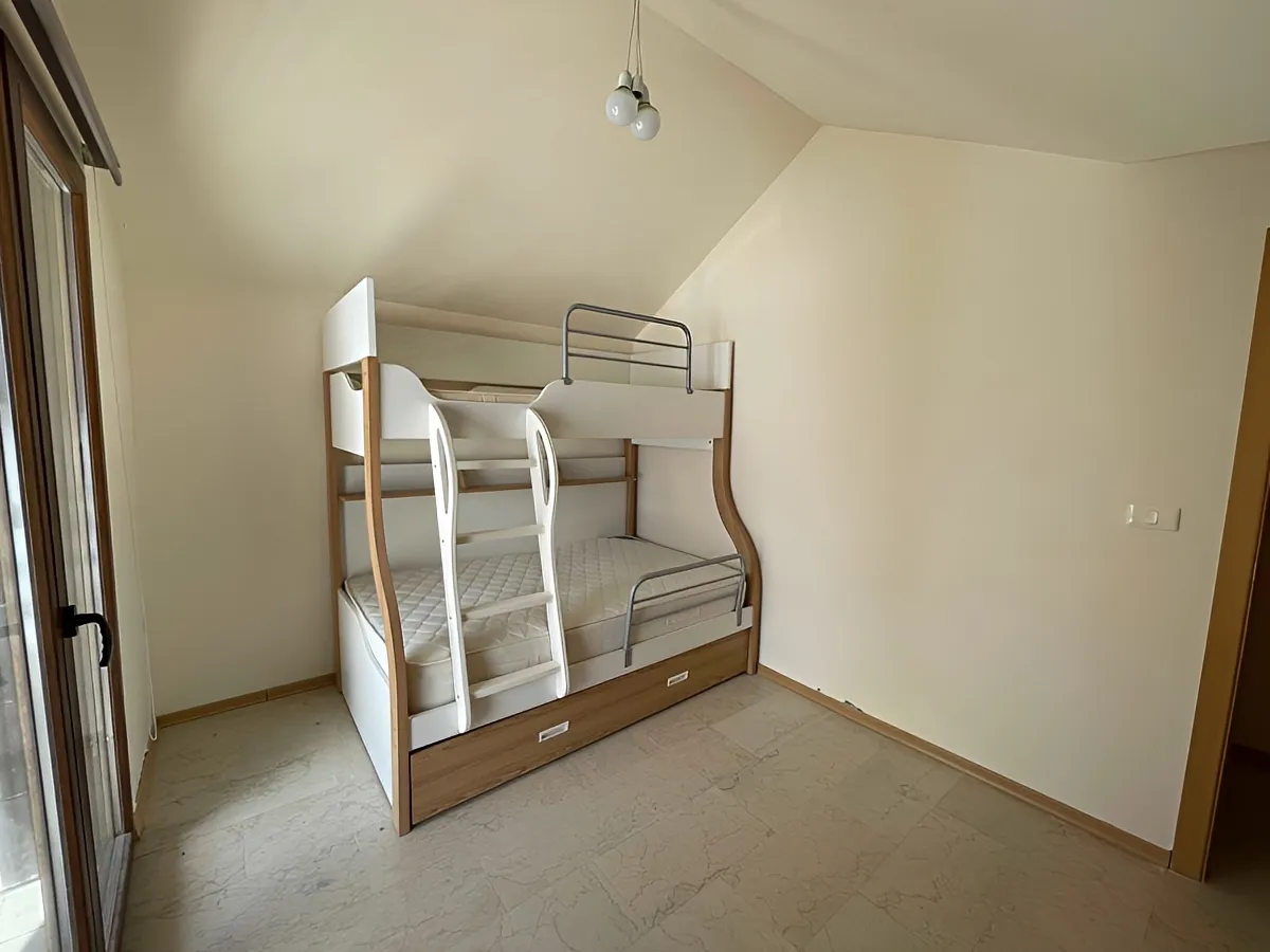 Triplex for Sale in Faraiya, Lebanon