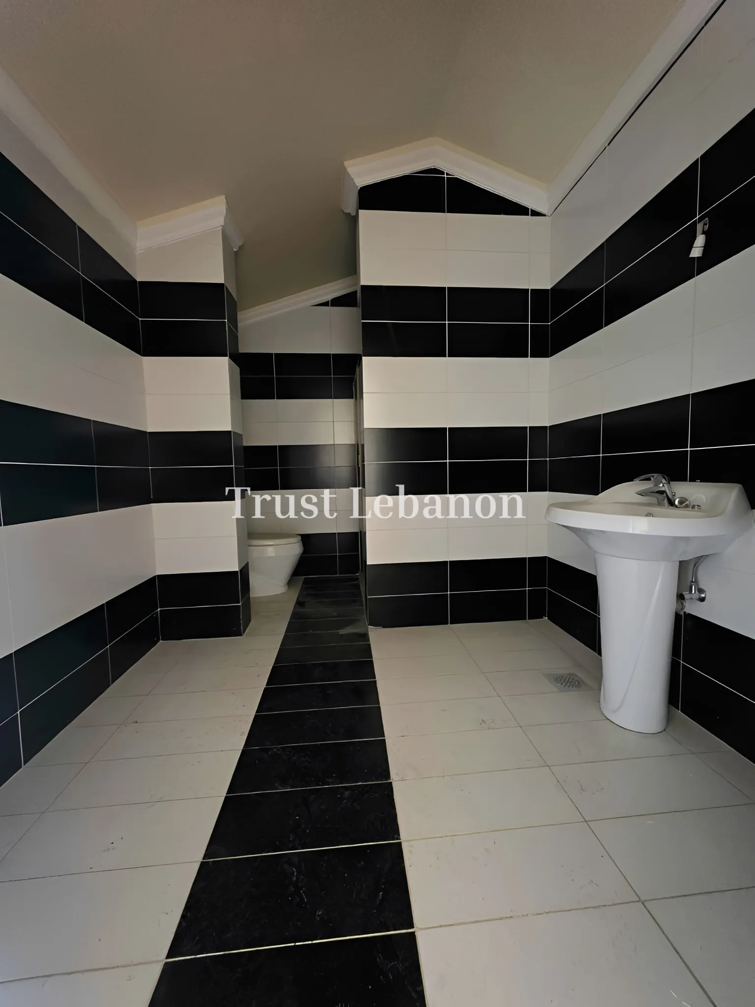 Duplex for sale in Sahel Aalma