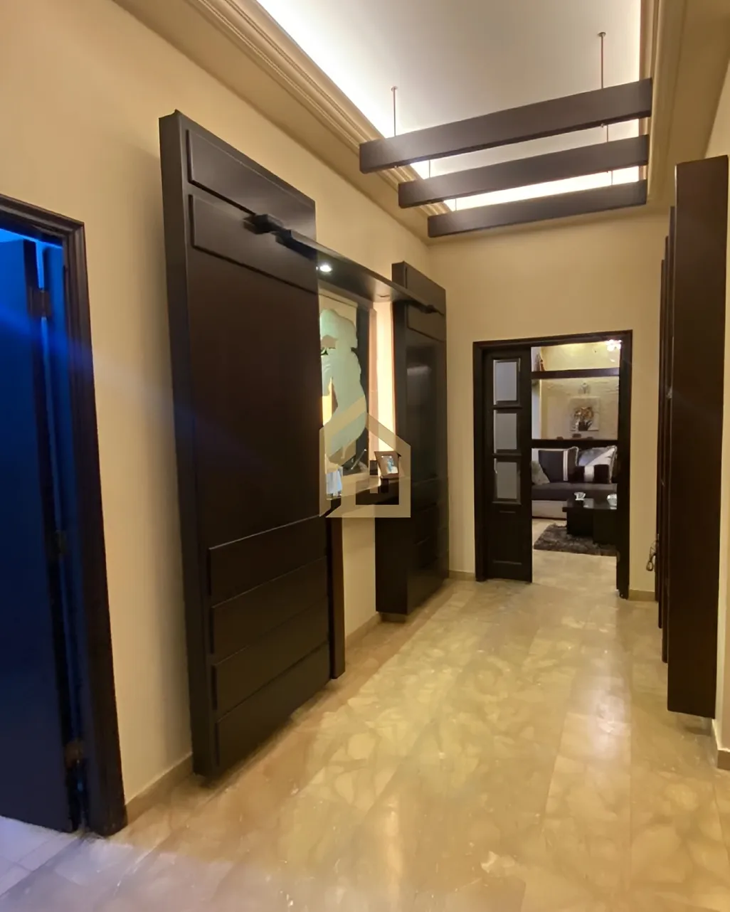 Apartment for sale in Baouchriyeh, Lebanon - 5 bed, 5 bath