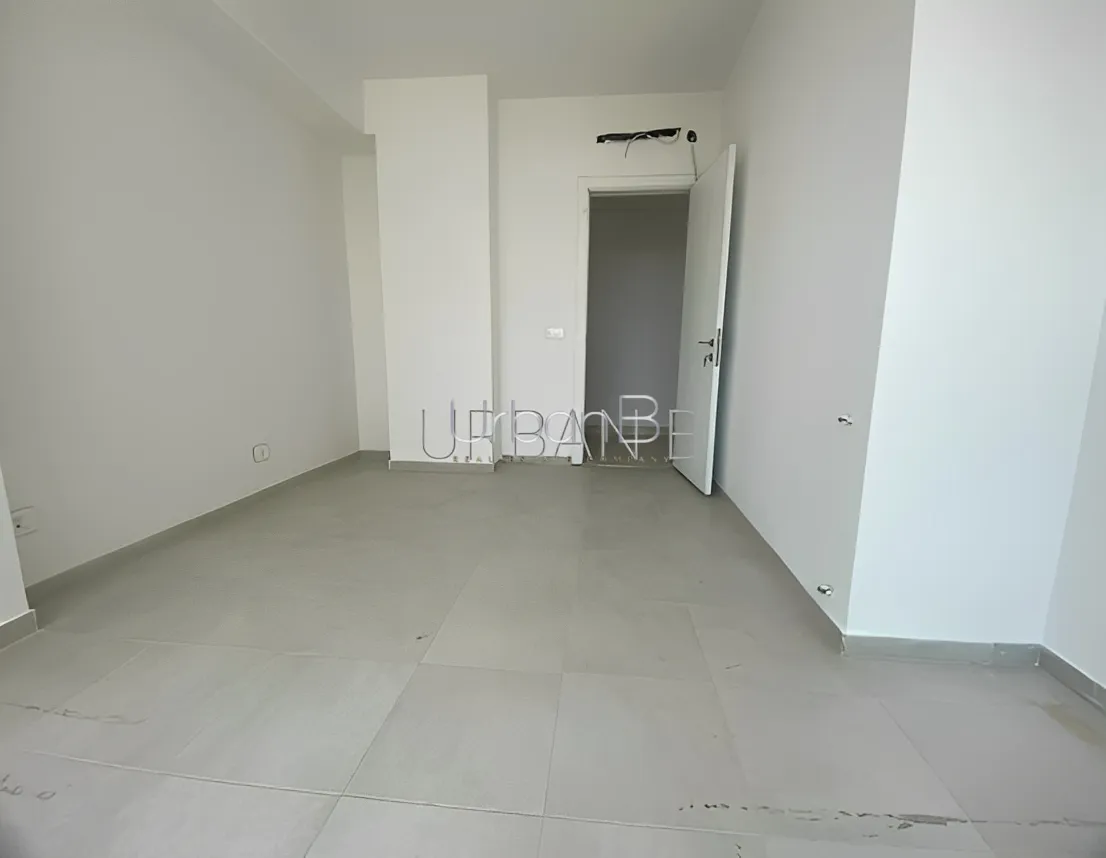 Apartment for Sale in Alfred Naccash, Bayrut, Lebanon