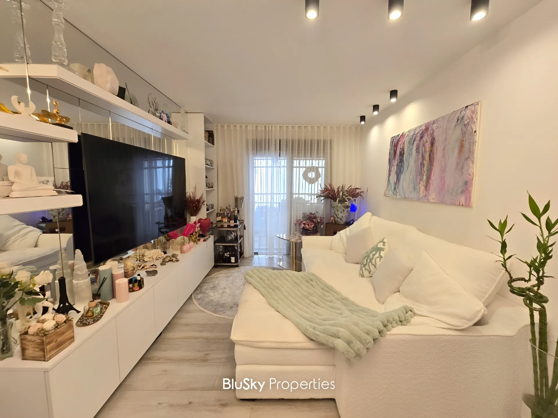 Apartment for sale in Mansourieh, lebanon