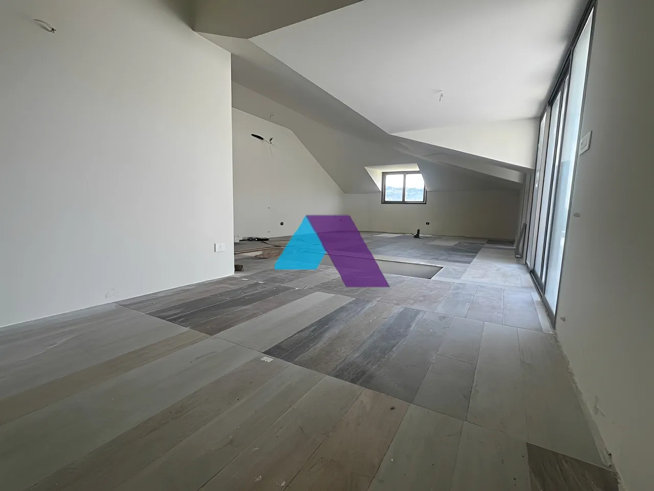 Apartment for Sale in Naqqache - 2 bed, 4 bath