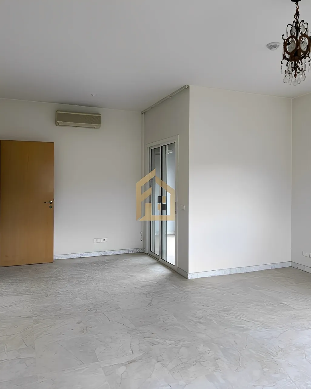 Apartment for Rent in Monteverde Main Street، Lebanon