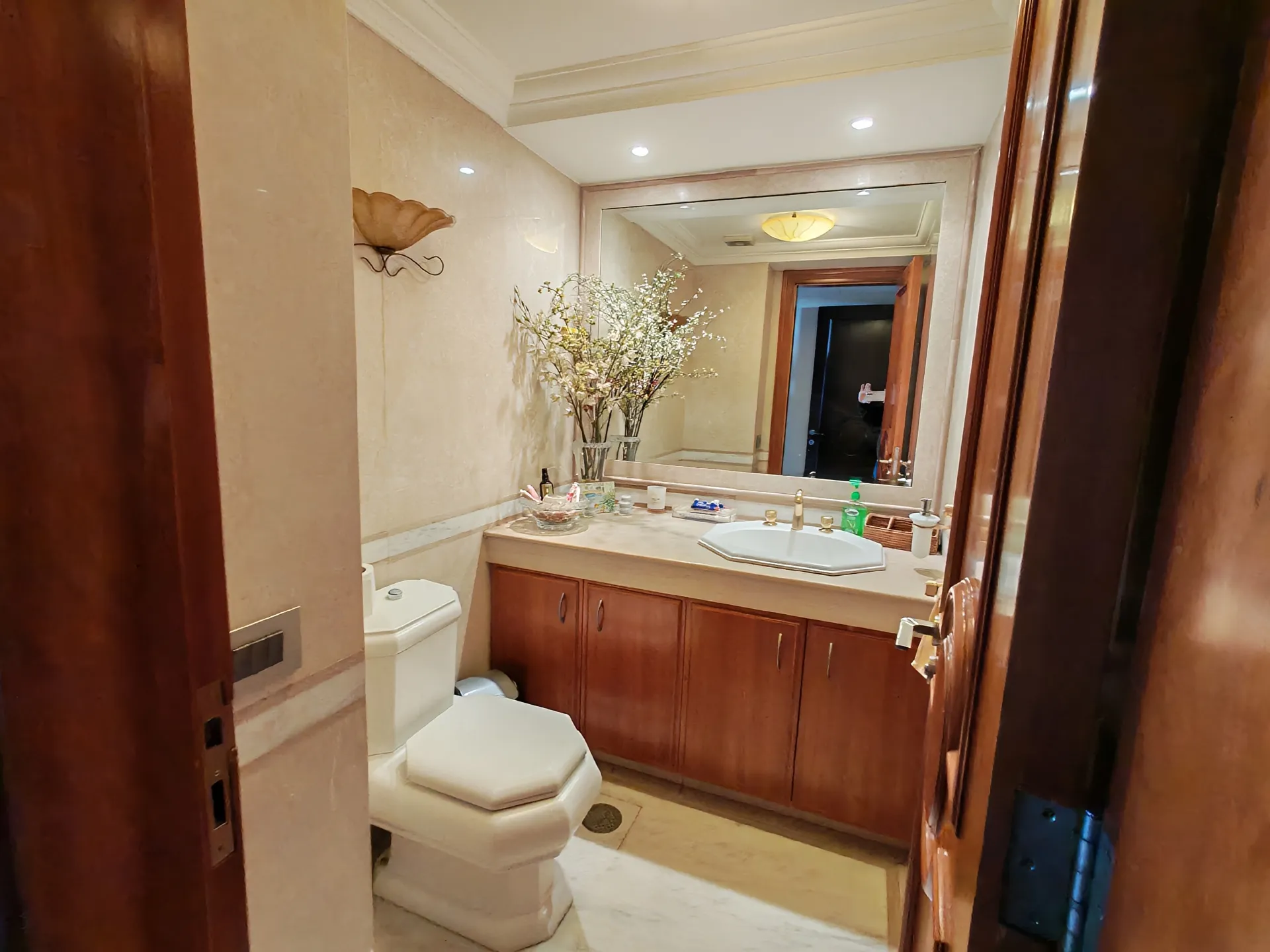 Apartment in Sursock, beirut, lebanon