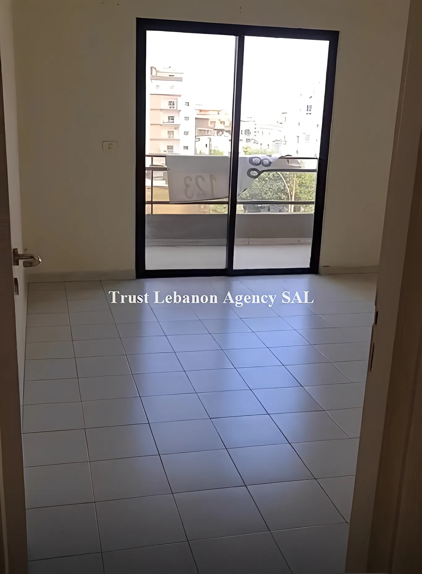 Office for rent in Keserwan, Kaslik