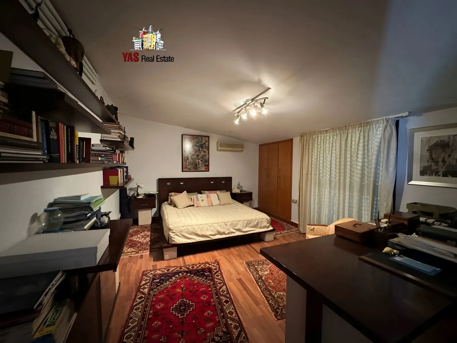 Apartment for Sale in Ballouneh