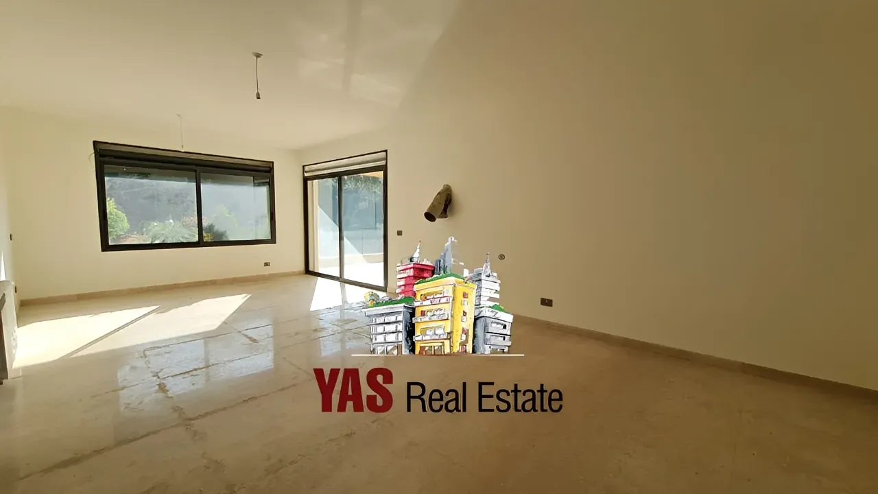 Apartment for Sale in Ballouneh - 5 bed, 6 bath