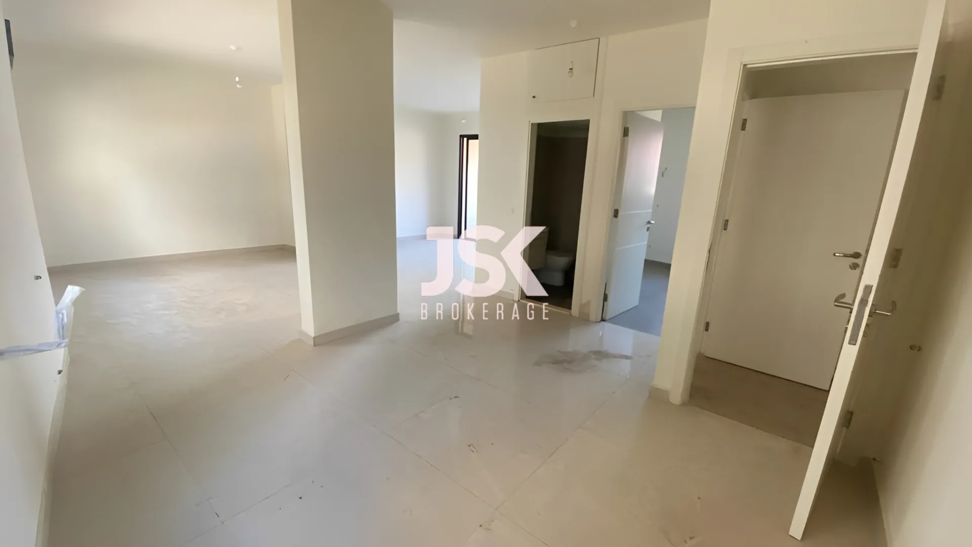 Duplex for Sale in Jouret El Ballout, Lebanon - 2 bed, 2 bath
