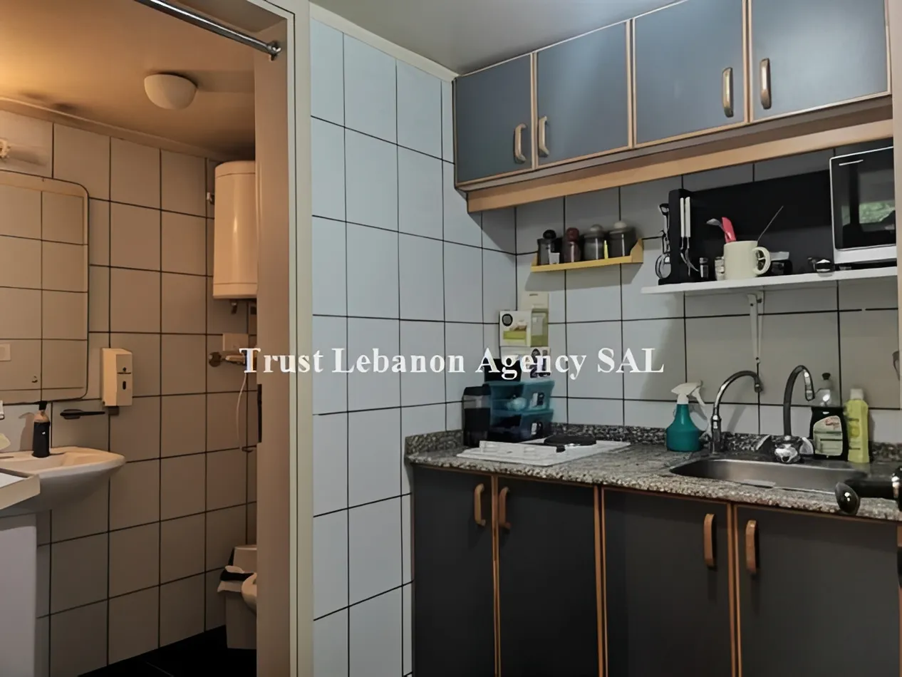 Office For Sale in Baabda, Louaizeh