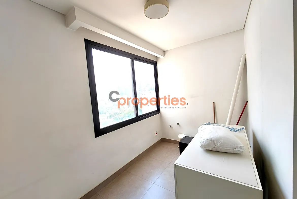 Office for Sale in Jal El Dib