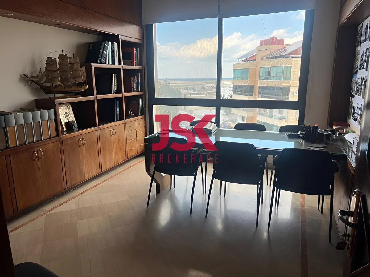 Office for rent in Chouaifet El Aamroussieh