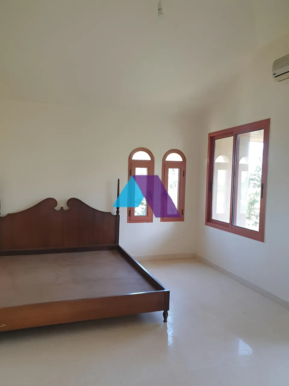 Villa for Sale in Aley