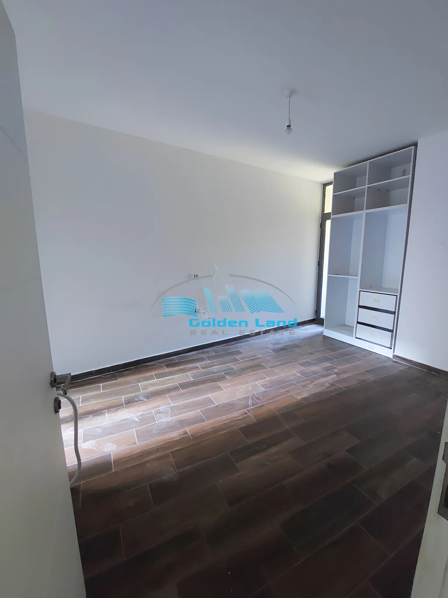 Apartment for Sale in Zikrit