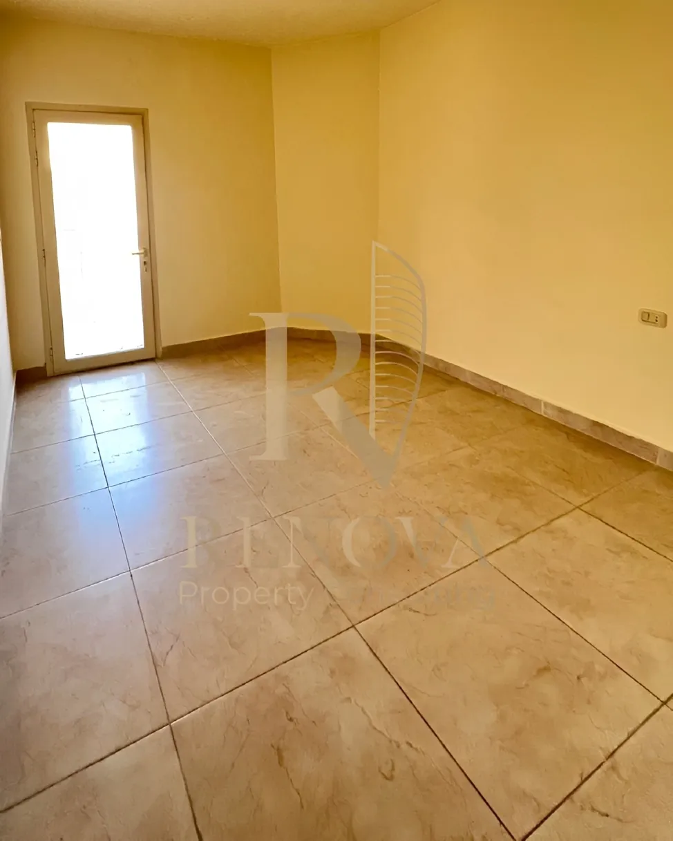 Building for sale in Sin El Fil, Lebanon