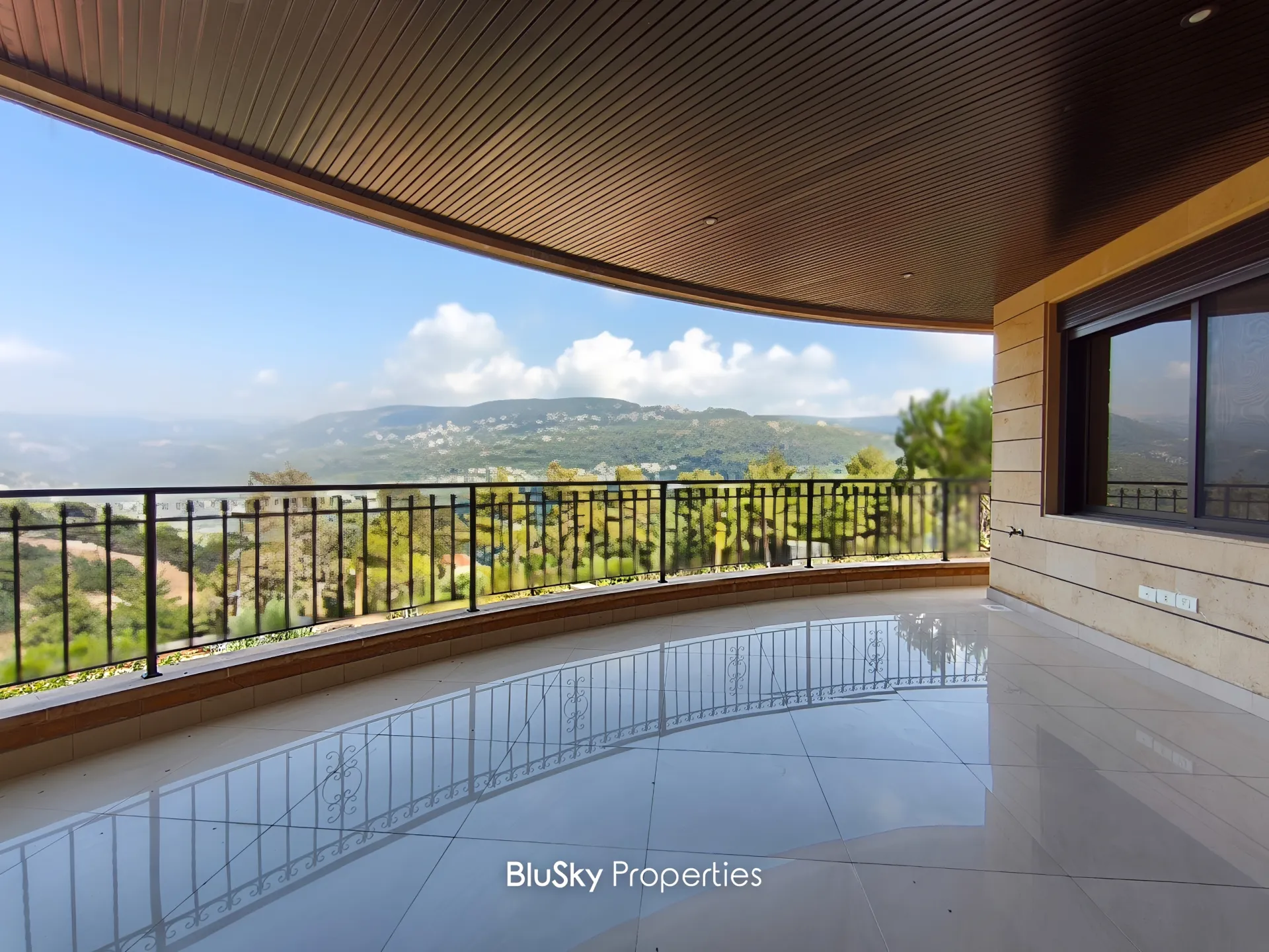 Apartment for rent in Baabdat, lebanon - 4 bed, 5.0 bath