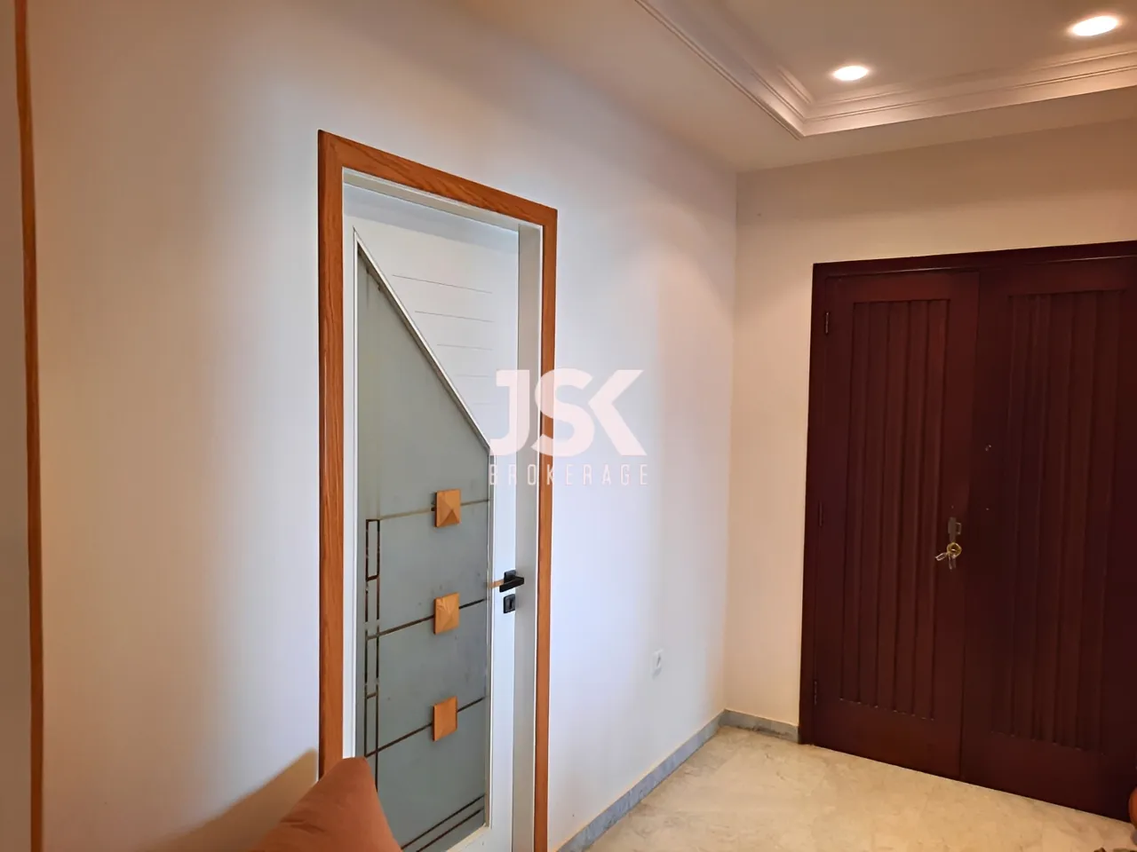 Apartment for Rent in Ballouneh
