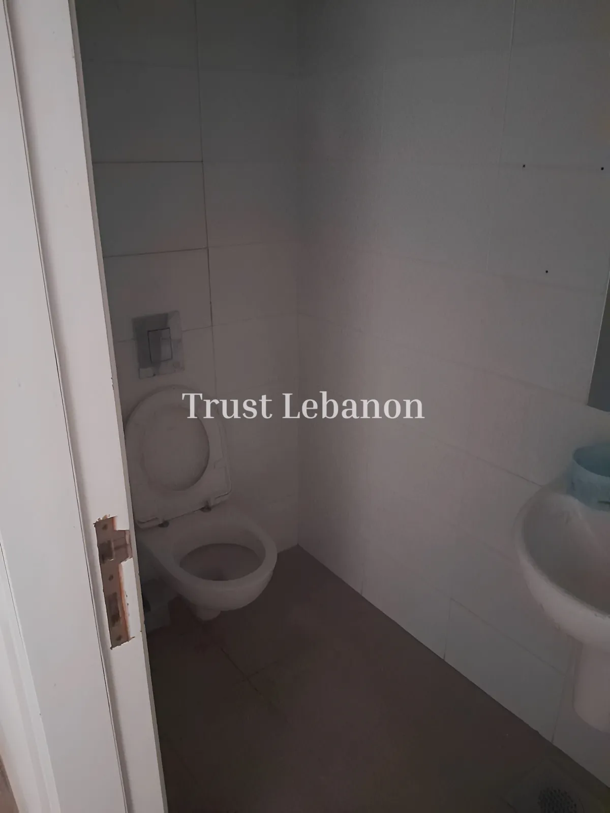 Showroom for rent in Zouk Mikael, Lebanon