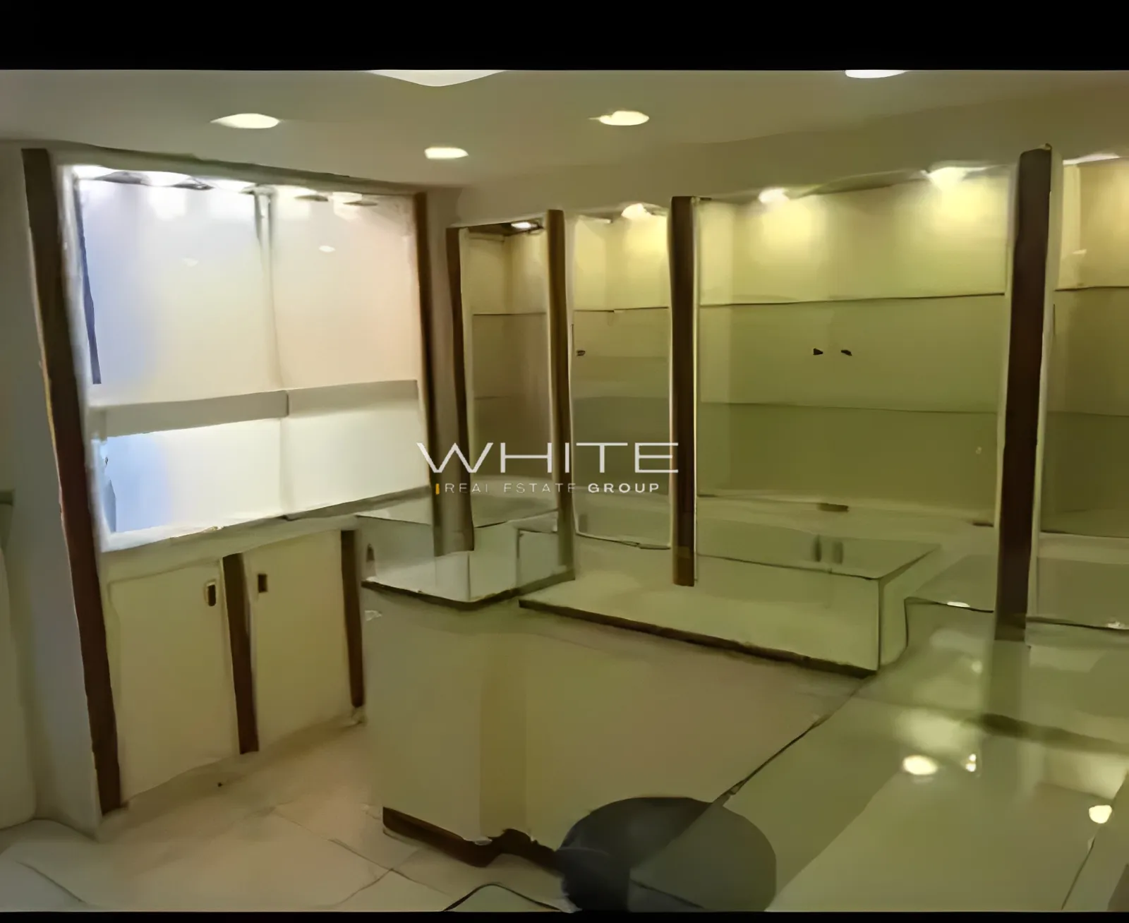 Shop For Rent in Hamra