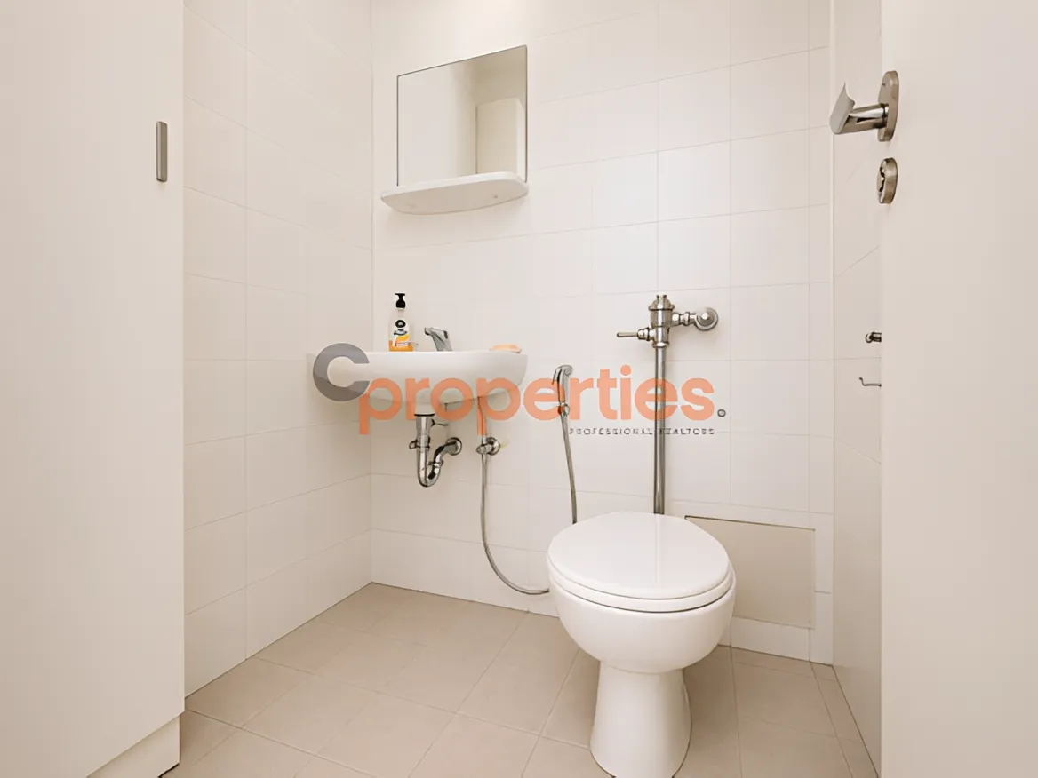 Office for Rent in Hamra