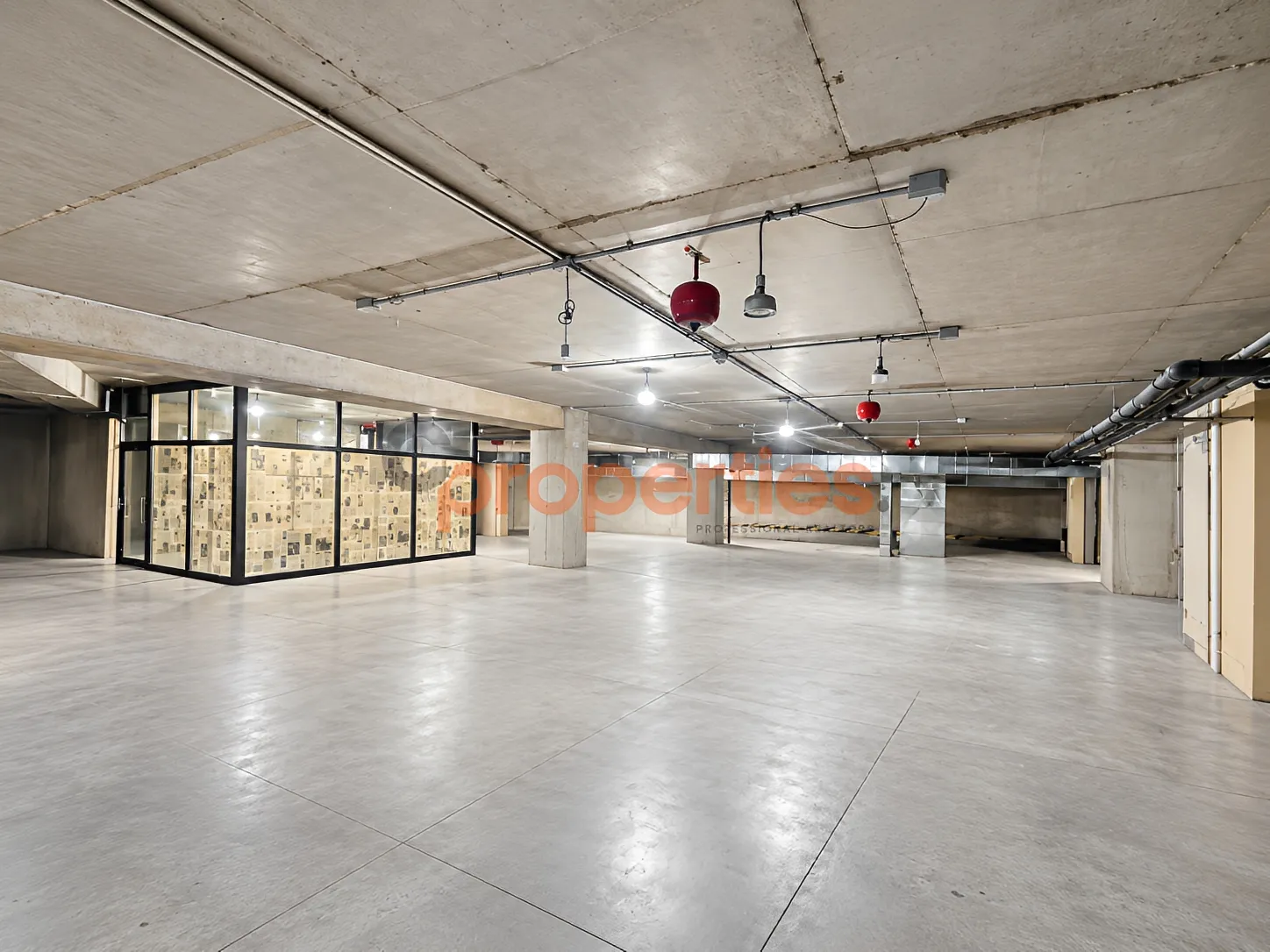 Warehouse for Rent in Mkalles