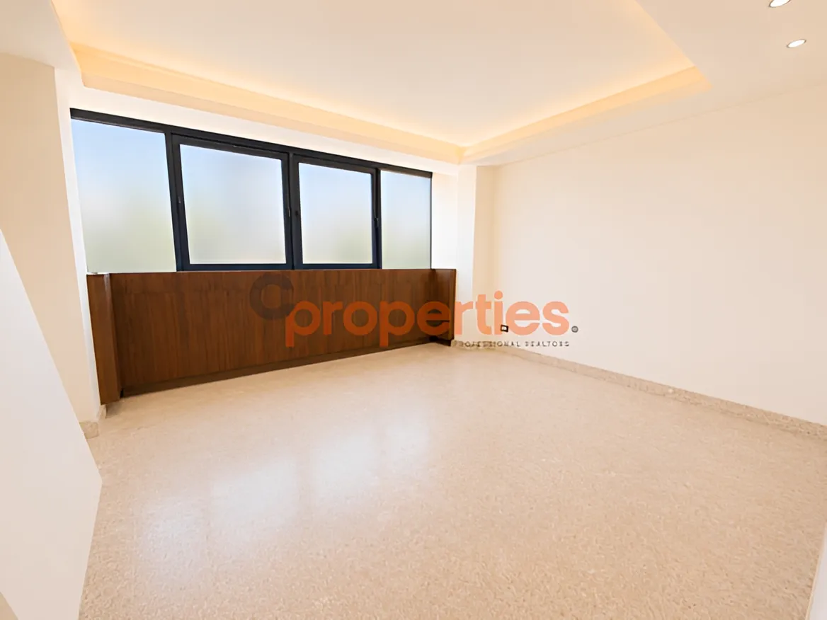Office for Rent in Zalqa