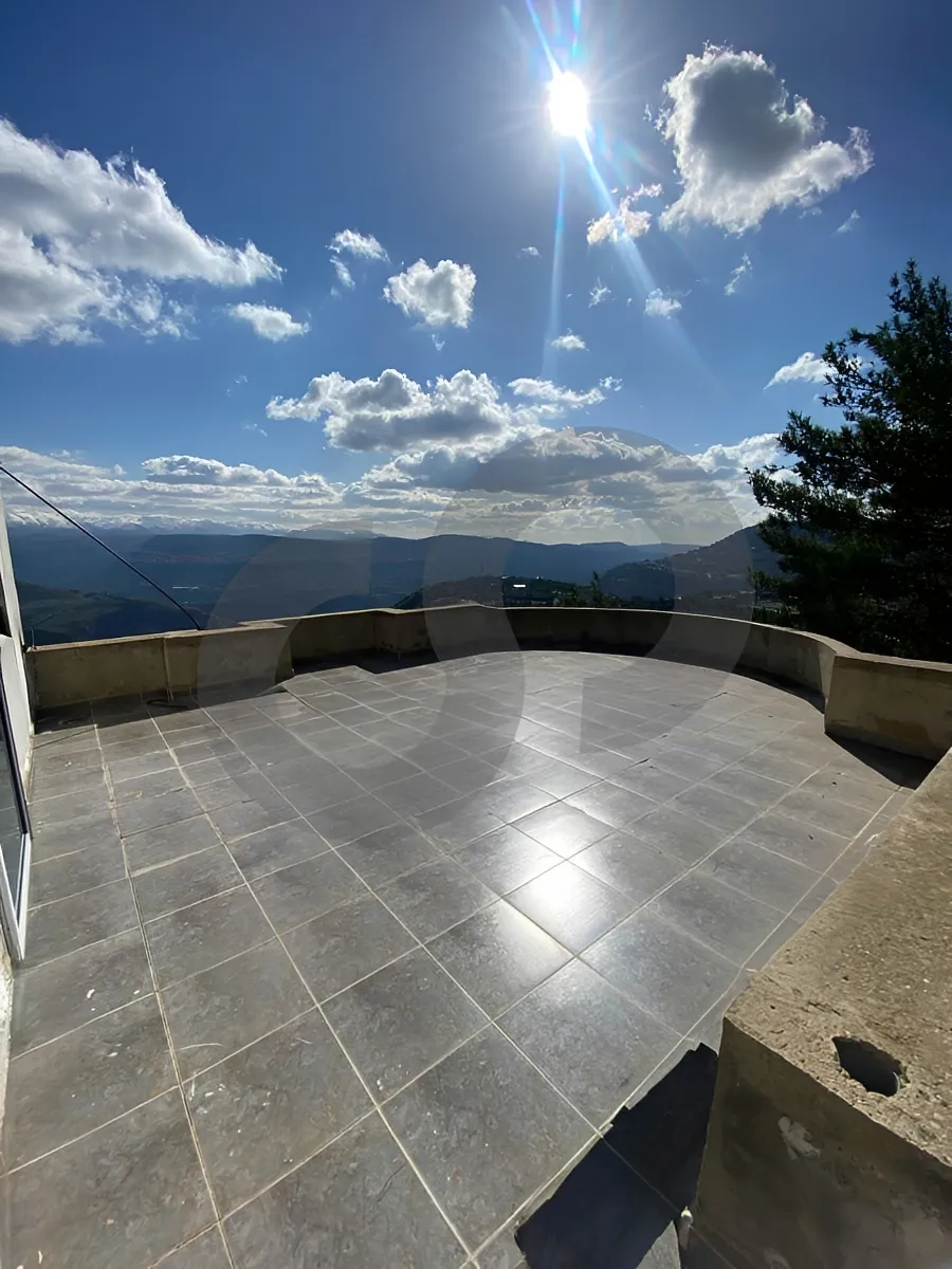 Villa for Sale in Baisour