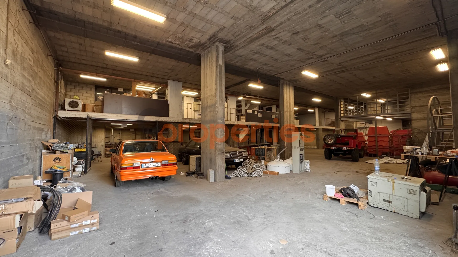 Warehouse for Rent in Aaoukar