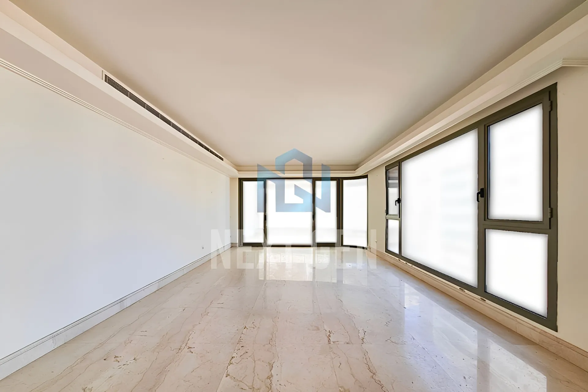Apartment for rent in Ain Al Mraiseh, Beirut, Lebanon