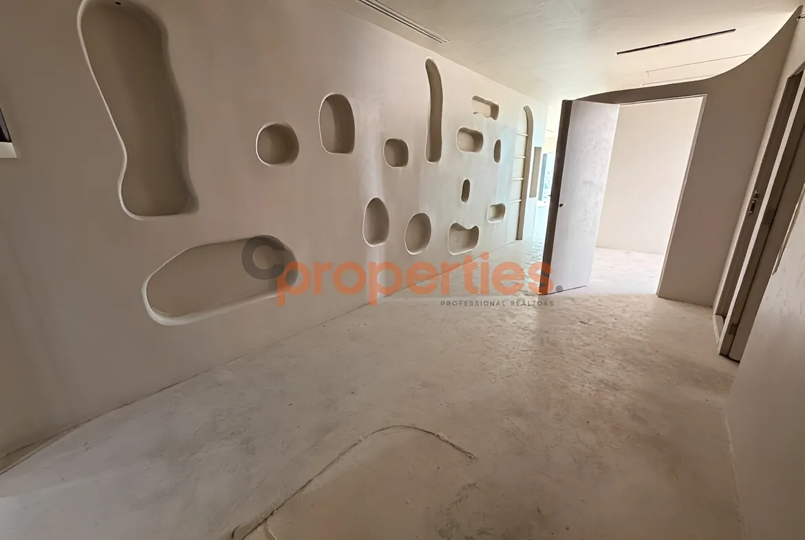 Office for Rent in Naqqache