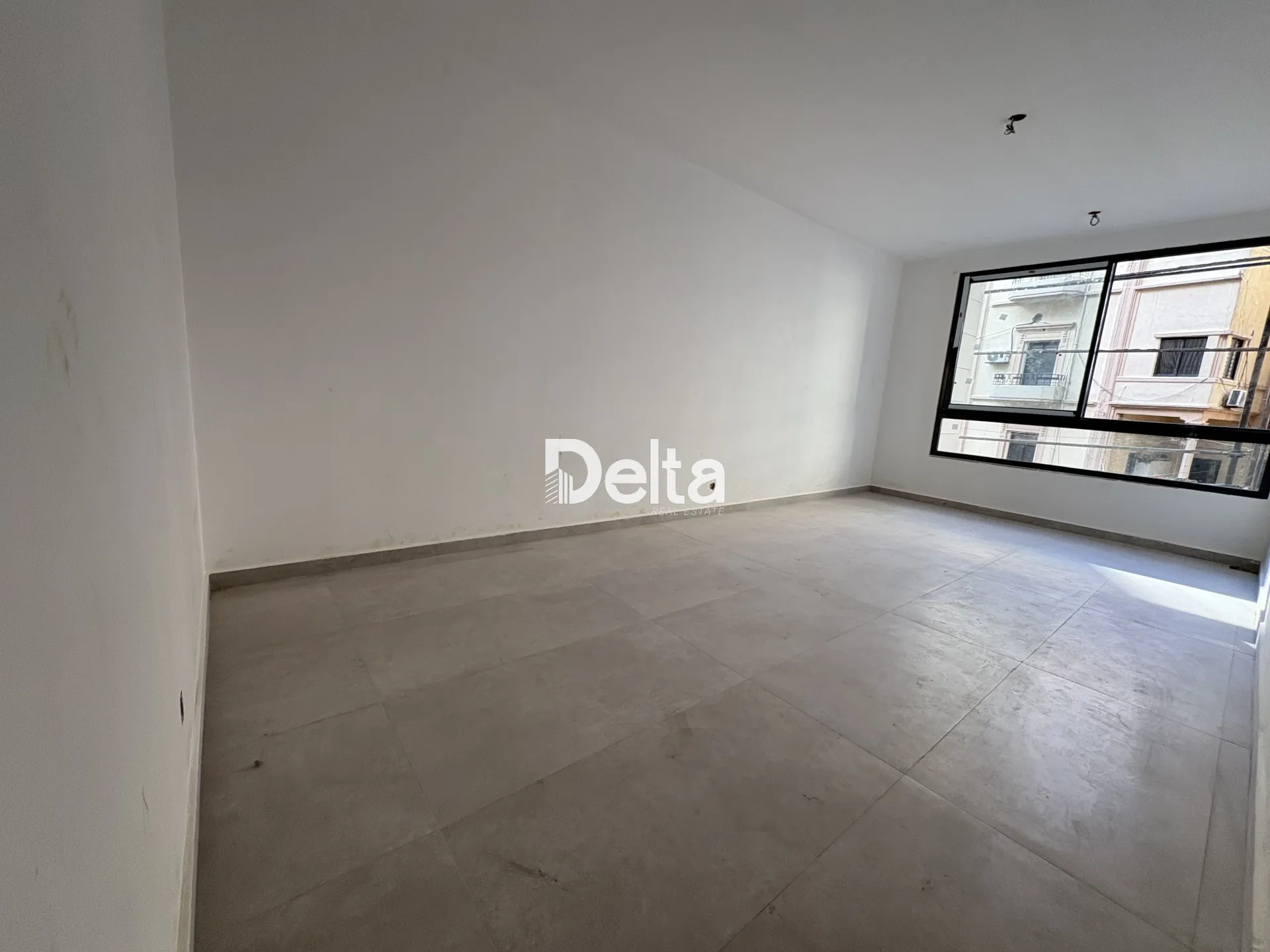 Apartment for sale in Zarif