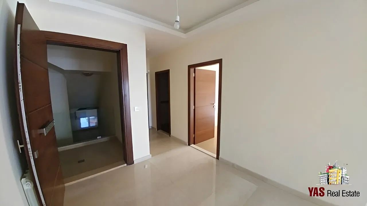 Apartment for Sale in Ballouneh