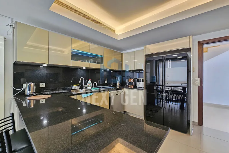 Duplex for rent in Achrafieh