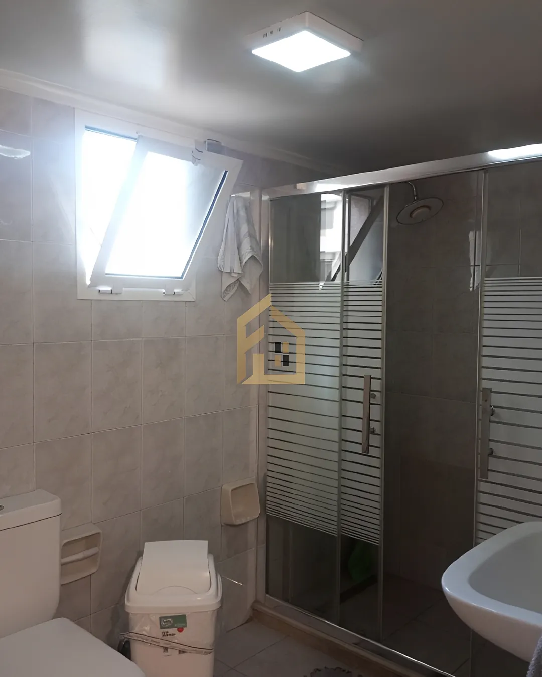 Apartment for sale in Ras El Nabaa, Bayrut, Lebanon