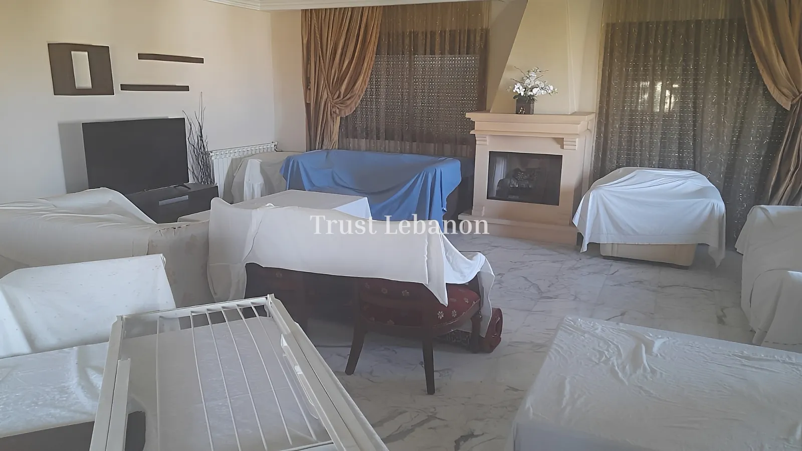 Apartment for rent in Ain El Remmaneh, Lebanon