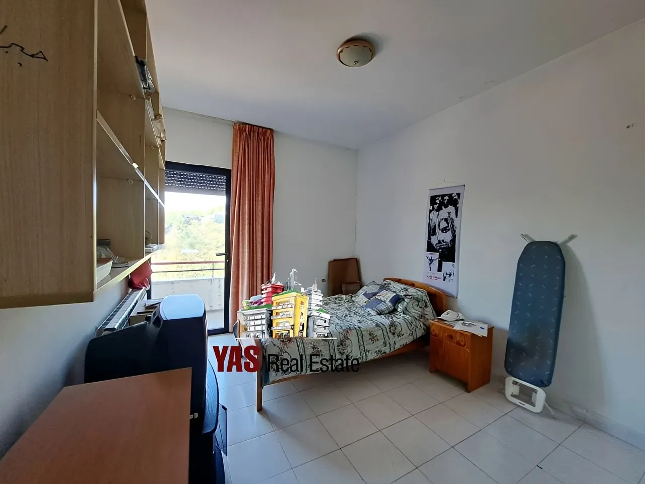 Chalet for Sale in Faytroun - 3 bed, 3 bath