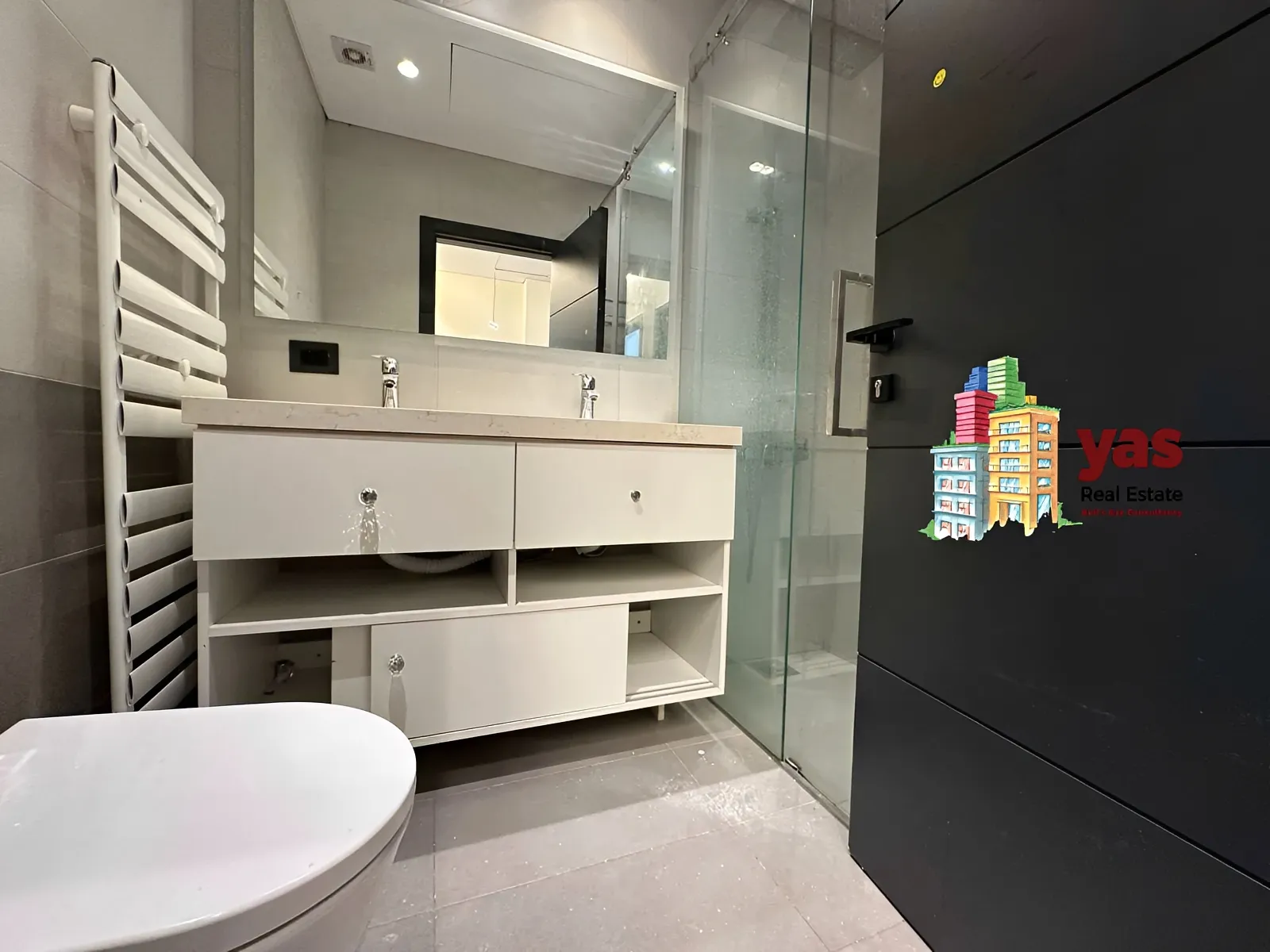 Apartment for Sale in Adma