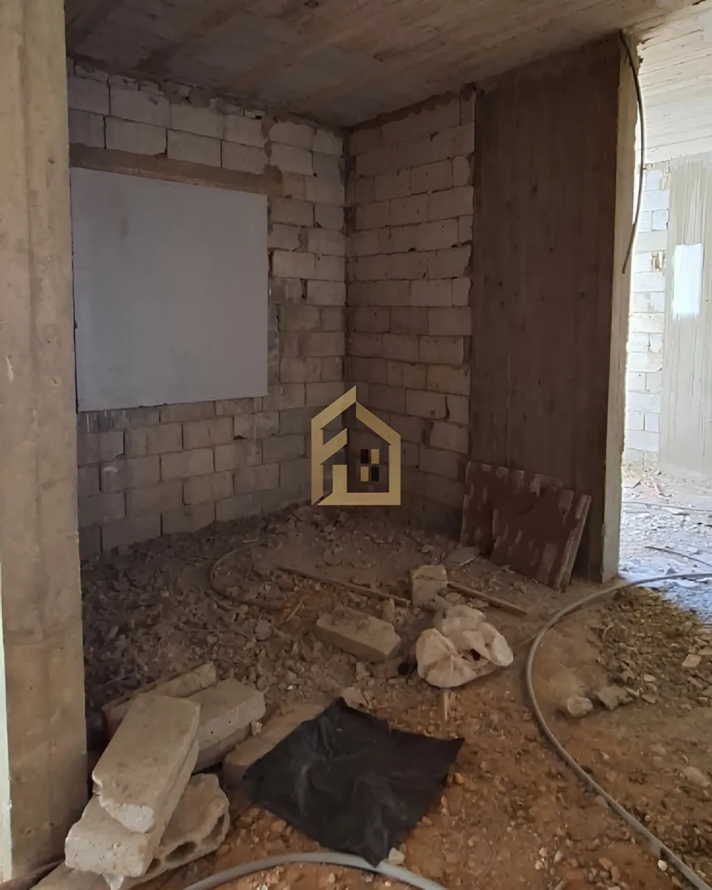 Apartment for sale in Qennabet Broummana, Lebanon - 2 bed, 2 bath