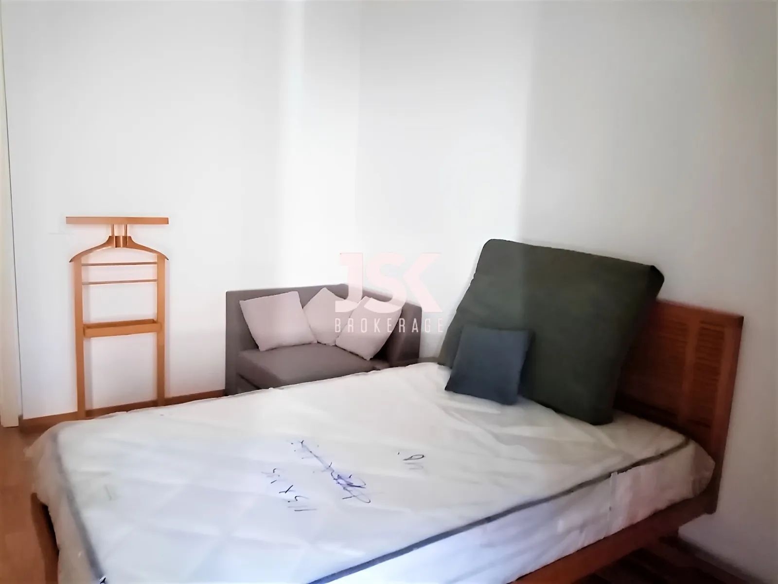 Apartment for Sale in Sioufi