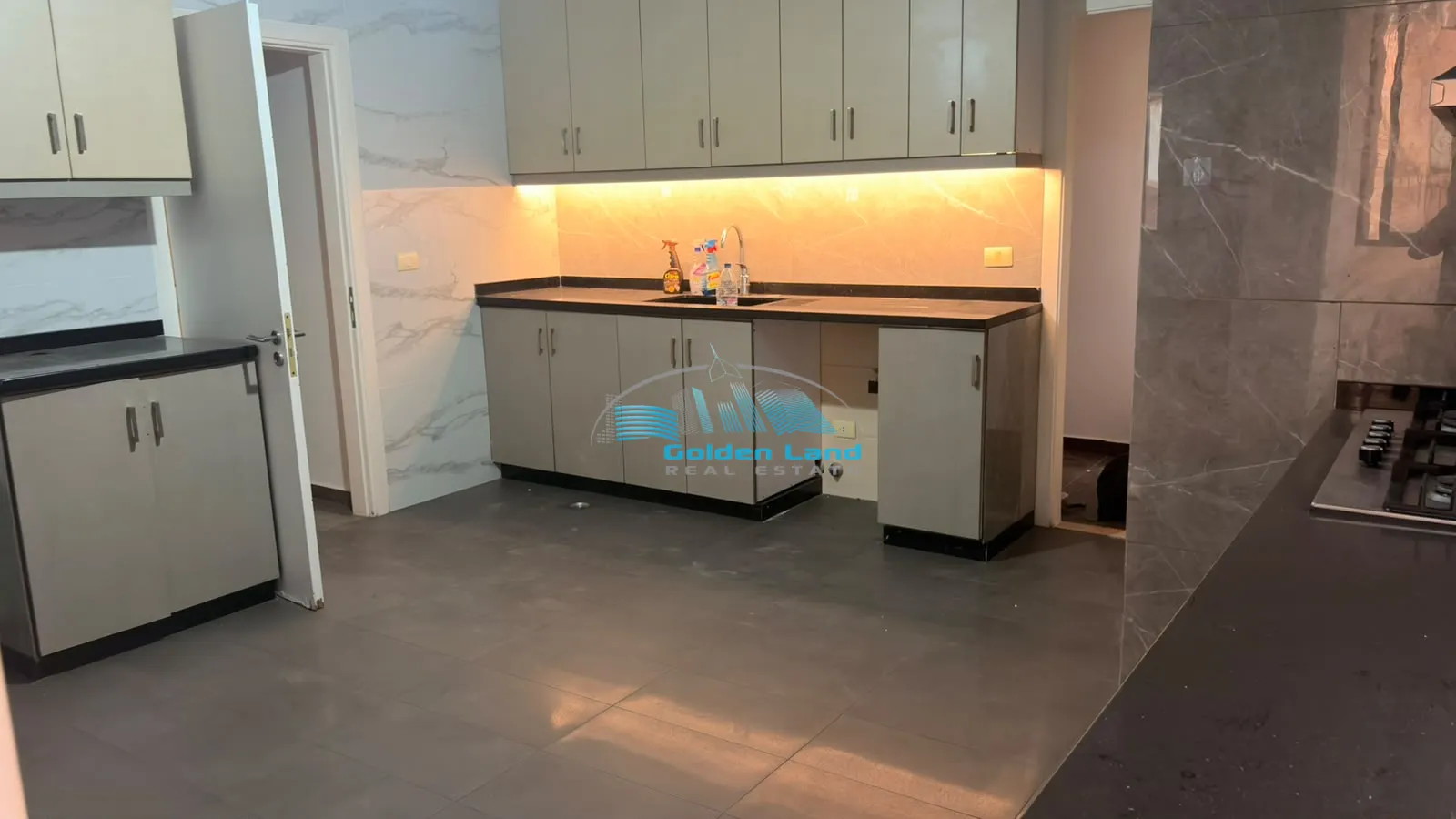 Apartment for Sale in Mansourieh