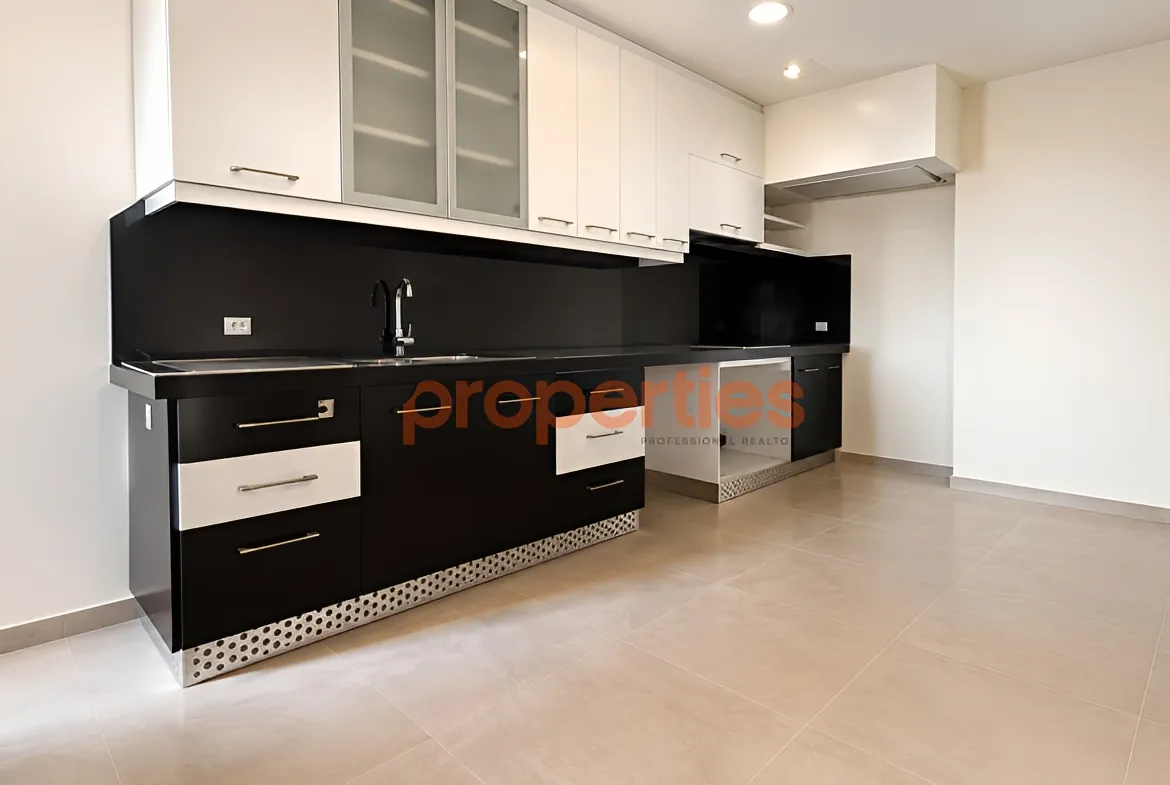 Apartment for Sale in Sanayeh